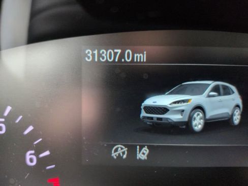 Certified 2020 Ford Escape SEL FWD image 9