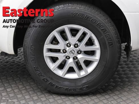 Used 2019 Nissan Frontier SV image 31