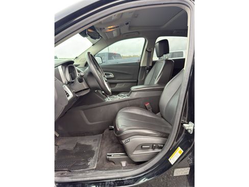 Used 2016 Chevrolet Equinox LTZ w/ Enhanced Convenience Package AWD/4WD image 9