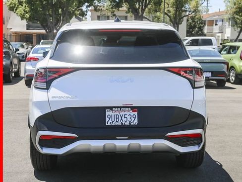 Certified 2025 Kia Sportage EX FWD image 8
