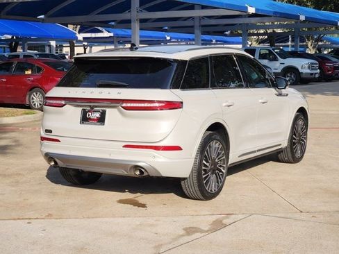 Used 2022 Lincoln Corsair Reserve w/ Equipment Group 201A image 14