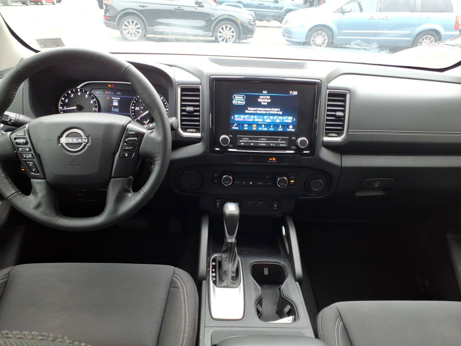 Used 2022 Nissan Frontier SV RWD image 8