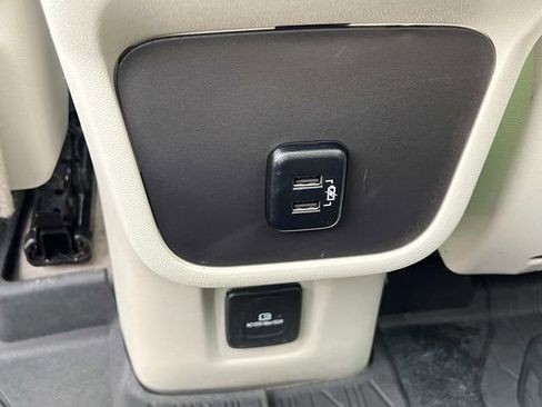 Used 2018 GMC Terrain Denali w/ Advanced Safety Package AWD/4WD image 16