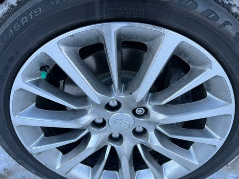 Used 2017 Cadillac CT6 Luxury image 2