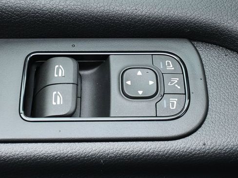 New 2026 Mercedes-Benz Sprinter 2500 image 23