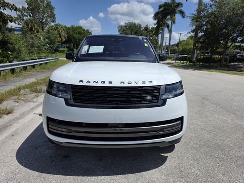 Certified 2023 Land Rover Range Rover SE AWD/4WD image 8