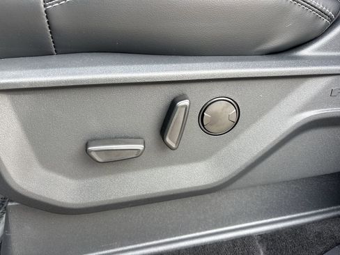 New 2025 Ford Expedition Platinum image 20