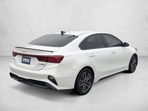 Used 2024 Kia Forte GT-Line w/ GT-Line Premium Package FWD image 5
