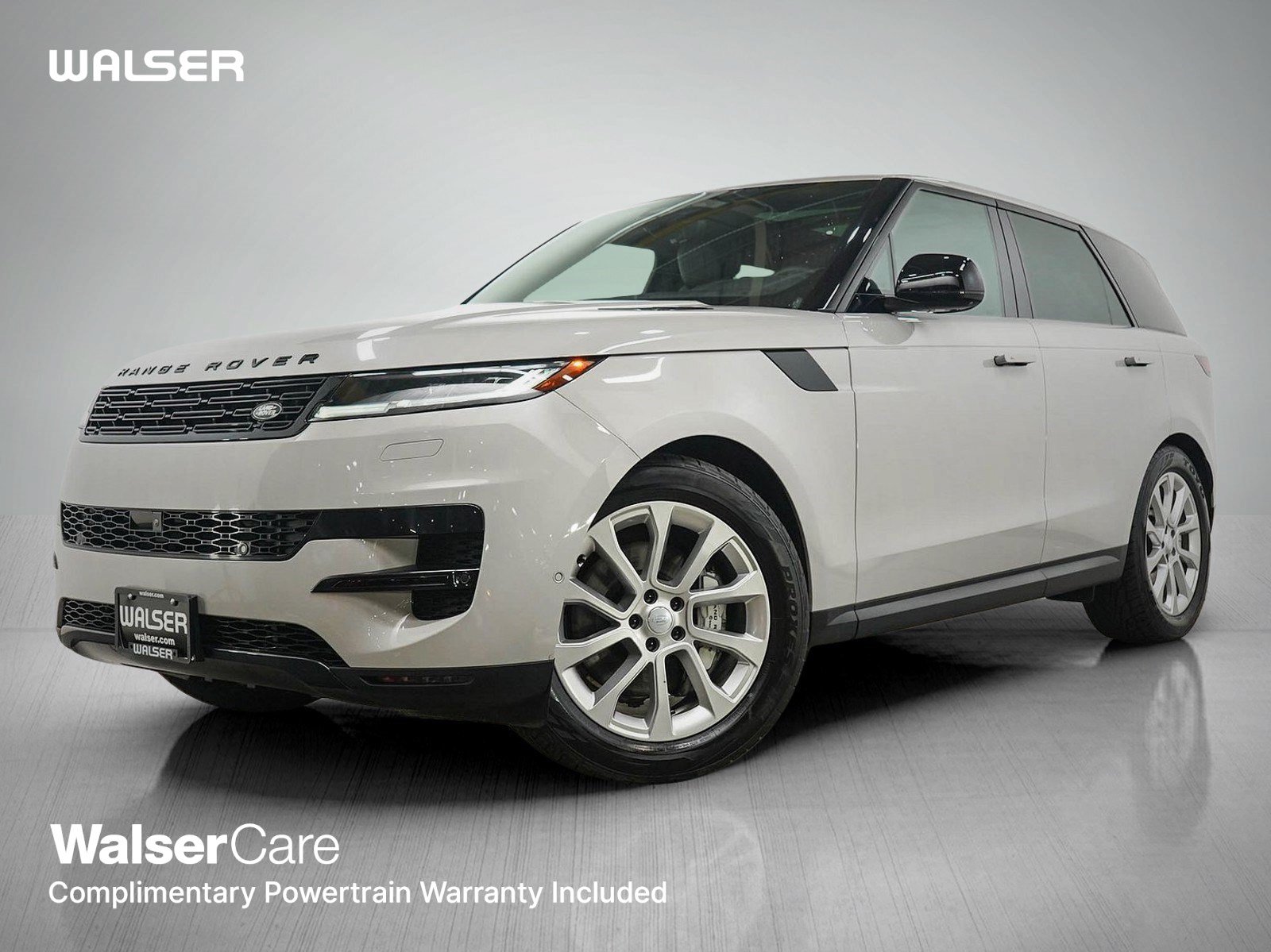 Used 2025 Land Rover Range Rover Sport SE AWD/4WD image 1