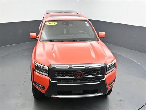 Used 2025 Nissan Frontier PRO-4X w/ Pro Premium Package image 22