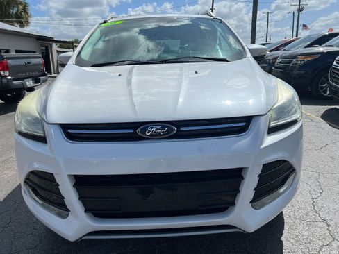 Used 2016 Ford Escape Titanium image 3