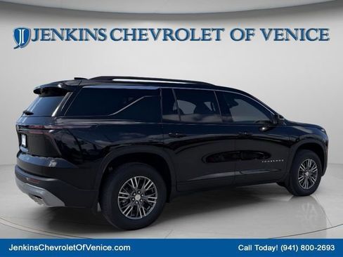 New 2026 Chevrolet Traverse LT w/ Driver Confidence Package FWD image 5