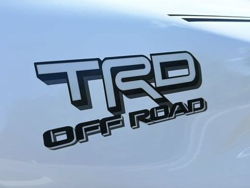 Used 2024 Toyota Tacoma TRD Off-Road AWD/4WD image 10