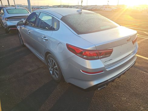 Used 2019 Kia Optima EX FWD image 6