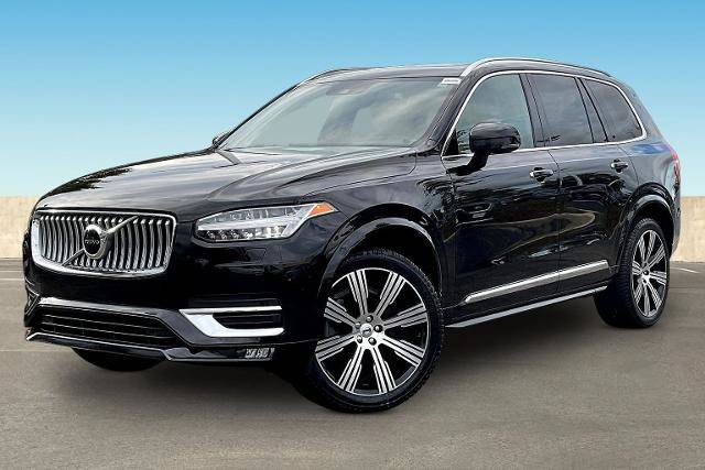 Used 2021 Volvo XC90 T6 Inscription w/ Climate Package AWD/4WD image 3