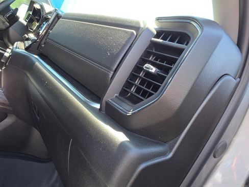 Used 2024 Chevrolet Silverado 1500 LTZ AWD/4WD image 16