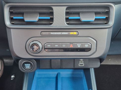 Used 2025 Ford Maverick XLT FWD image 27