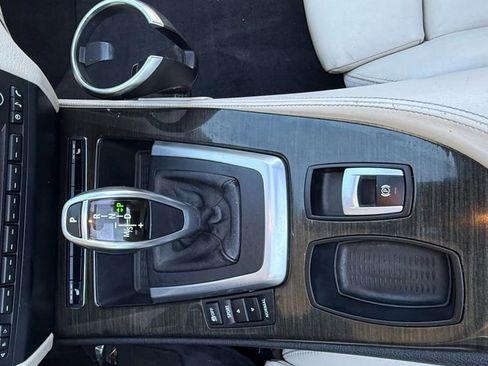 Used 2011 BMW Z4 sDrive35i image 53