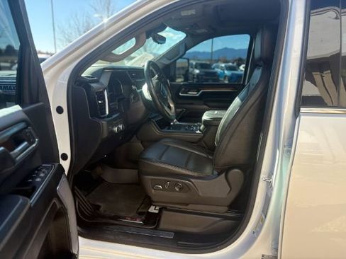 Used 2024 GMC Sierra 3500 Denali w/ Denali Reserve Package image 14