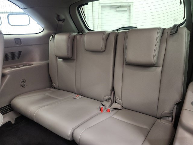 Used 2018 Toyota Highlander XLE FWD image 9