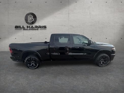 Used 2025 RAM 1500 Big Horn AWD/4WD image 4