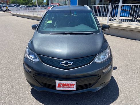Used 2018 Chevrolet Bolt Premier w/ Driver Confidence II Package FWD image 8