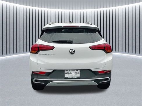 Used 2022 Buick Encore GX Select image 4