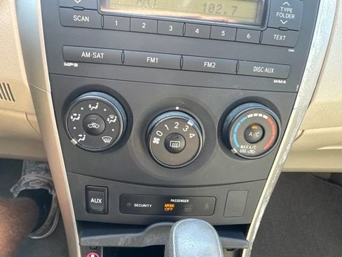 Used 2009 Toyota Corolla w/ All Weather Guard Pkg FWD image 17