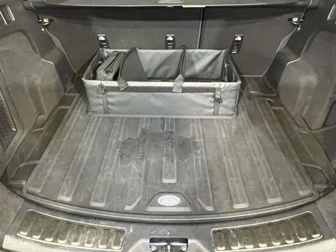 Used 2023 Land Rover Discovery Sport SE R-Dynamic AWD/4WD image 21