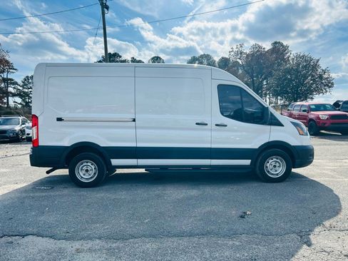 Used 2021 Ford Transit 250 Medium Roof image 15