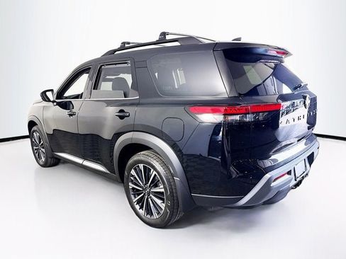 New 2026 Nissan Pathfinder Platinum w/ Cargo Package AWD/4WD image 7