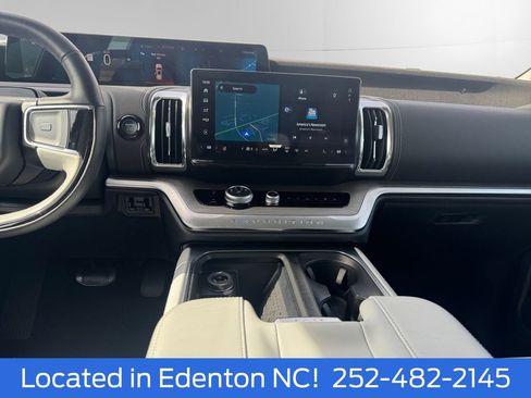 Certified 2025 Ford Expedition Platinum AWD/4WD image 12