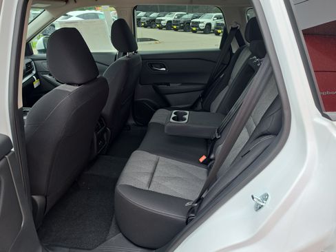 New 2026 Nissan Rogue SV w/ Cold Weather Package AWD/4WD image 26