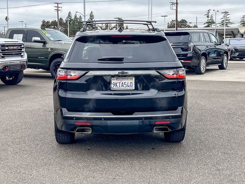 Certified 2021 Chevrolet Traverse Premier w/ Redline Edition image 3