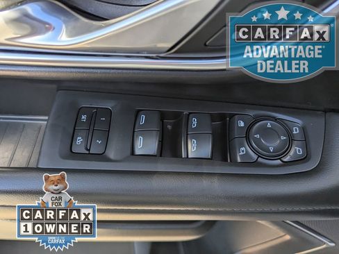 Used 2024 Chevrolet Tahoe Z71 w/ Luxury Package AWD/4WD image 18