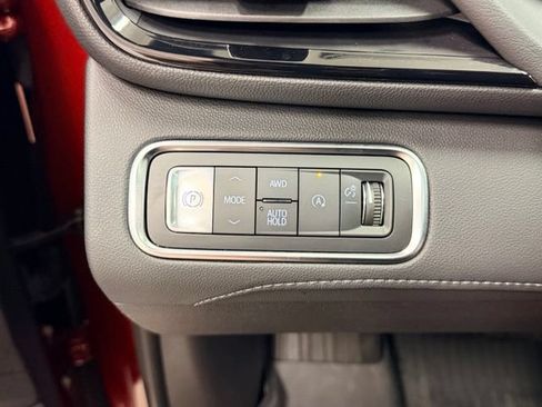 Certified 2025 Buick Enclave Avenir w/ Super Cruise Package AWD/4WD image 17