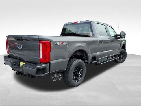 New 2026 Ford F250 XL w/ STX Appearance Package AWD/4WD image 10