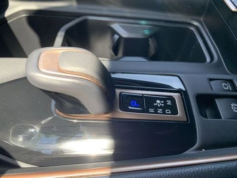 Used 2024 Toyota Grand Highlander AWD Hybrid image 25