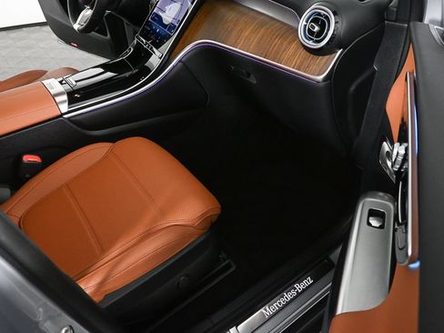 Certified 2026 Mercedes-Benz GLC 300 image 22