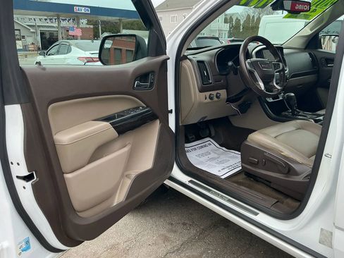 Used 2016 GMC Canyon SLT image 6