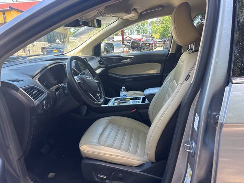 Used 2022 Ford Edge SEL AWD/4WD image 10