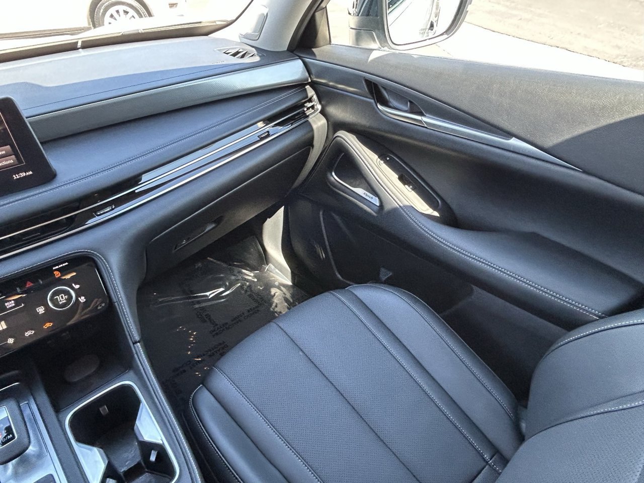 Certified 2027 INFINITI QX60 Luxe w/ Cargo Package FWD image 19
