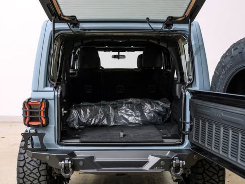 Used 2026 Jeep Wrangler Unlimited Sport AWD/4WD image 40