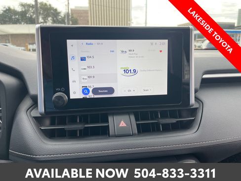 Certified 2025 Toyota RAV4 XLE FWD image 34