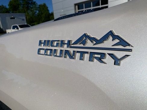 Used 2024 Chevrolet Silverado 3500 High Country w/ High Country Premium Package AWD/4WD image 12