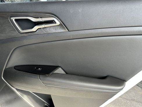 Used 2023 Kia Sportage X-Line w/ X-Line Premium Package image 28