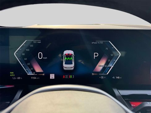 Certified 2025 BMW i5 xDrive40 w/ Premium Package image 17