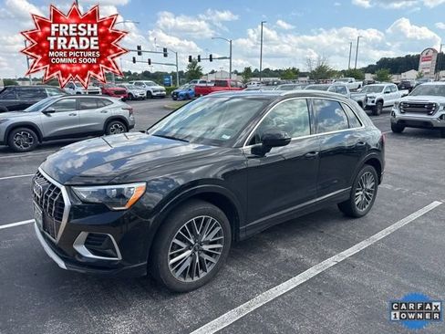 Used 2022 Audi Q3 2.0T Premium AWD/4WD image 3