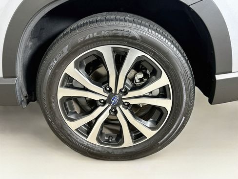Used 2024 Subaru Forester Limited AWD/4WD image 11