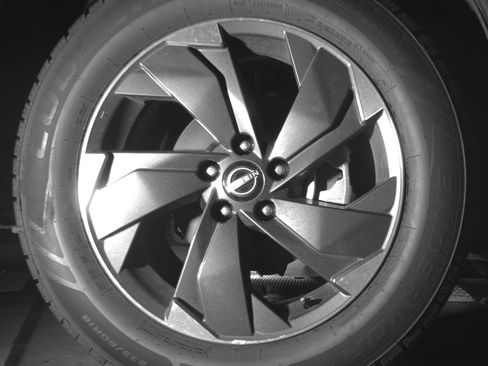 Used 2025 Nissan Rogue SV AWD/4WD image 13